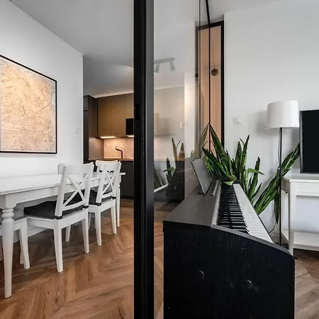 Charming Close To The Center Apartman *