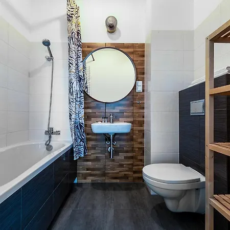 Charming Close To The Center Warszawa